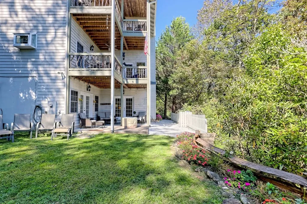 3315 Bald Mountain Road Sky Valley GA 30537