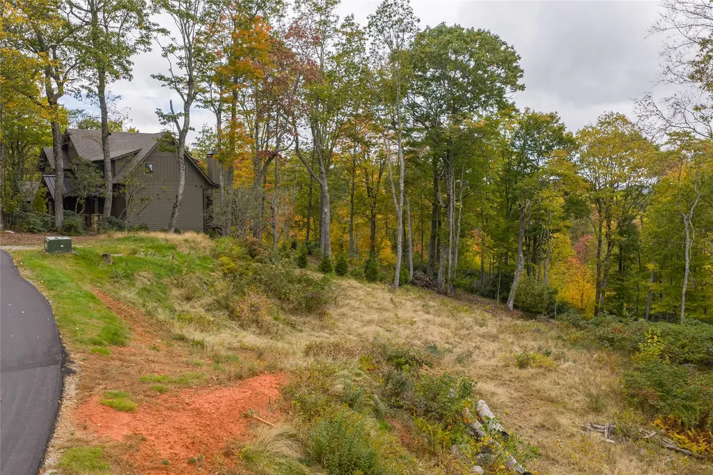 85 Redrock Trail Glenville NC 28736