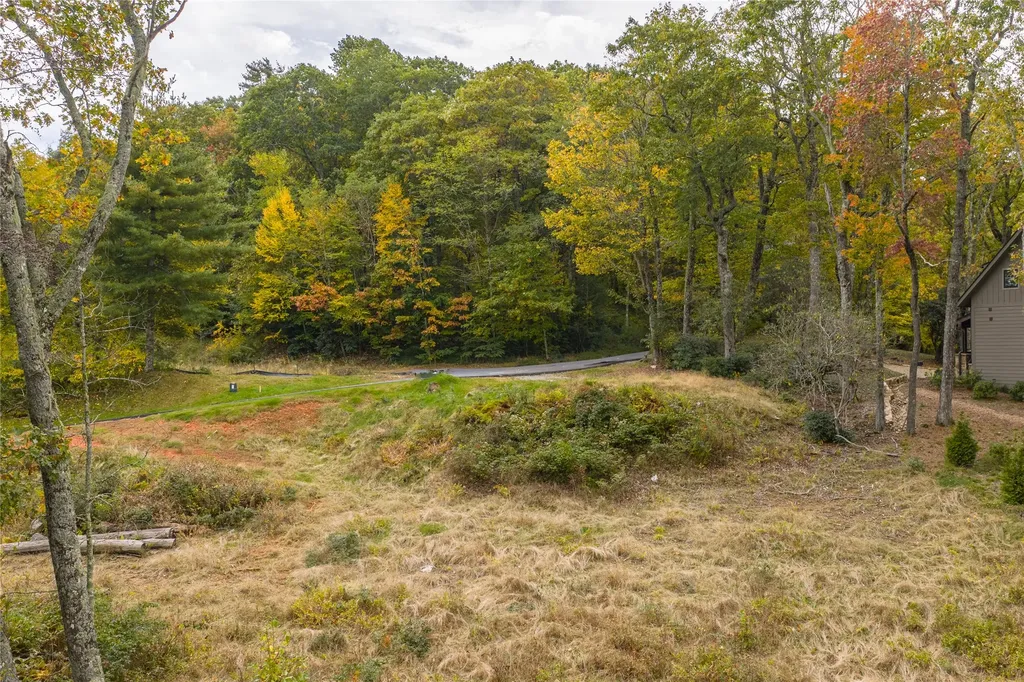 85 Redrock Trail Glenville NC 28736