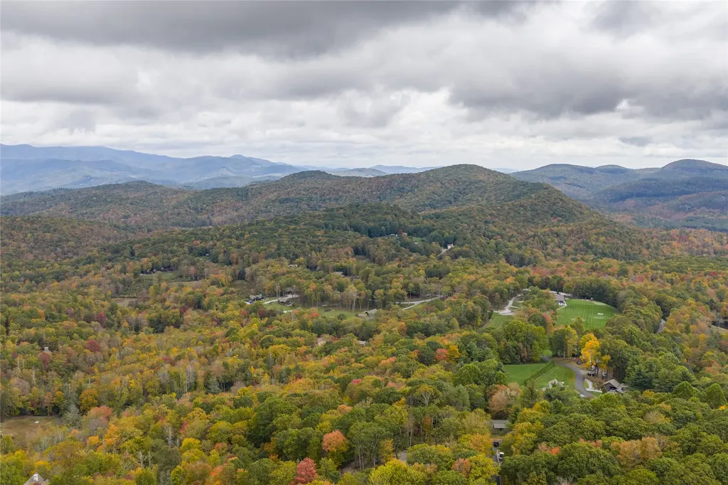 85 Redrock Trail Glenville NC 28736