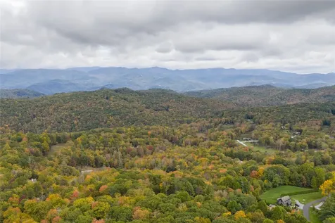 85 Redrock Trail Glenville NC 28736