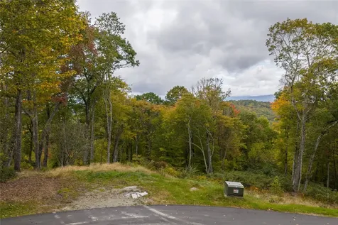 85 Redrock Trail Glenville NC 28736