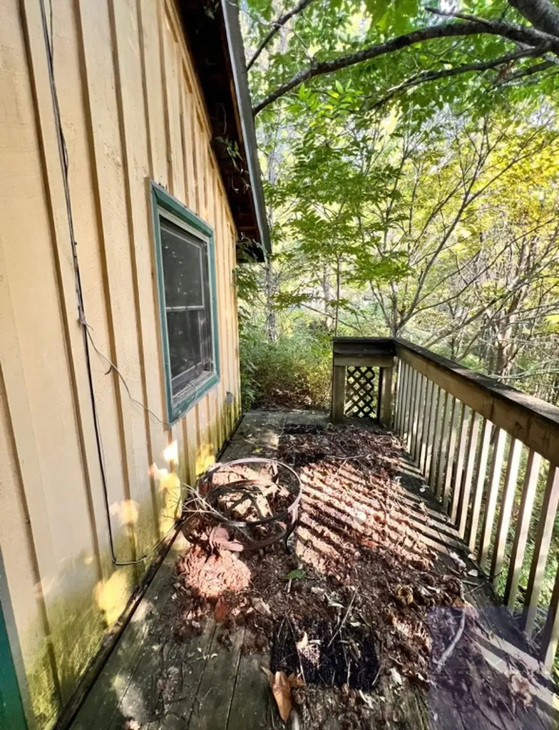 577 Paul Mccoy Road Lake Toxaway NC 28747