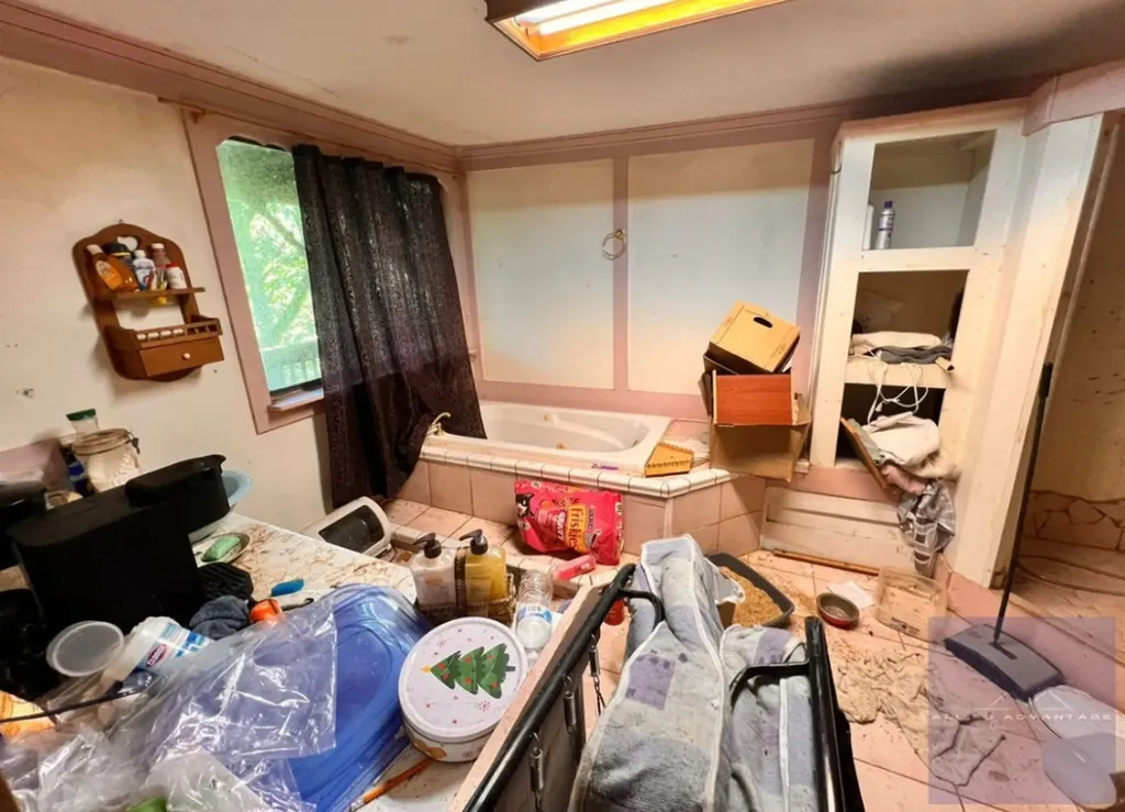 577 Paul Mccoy Road Lake Toxaway NC 28747