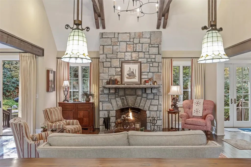 22 Old Edwards Circle Highlands NC 28741