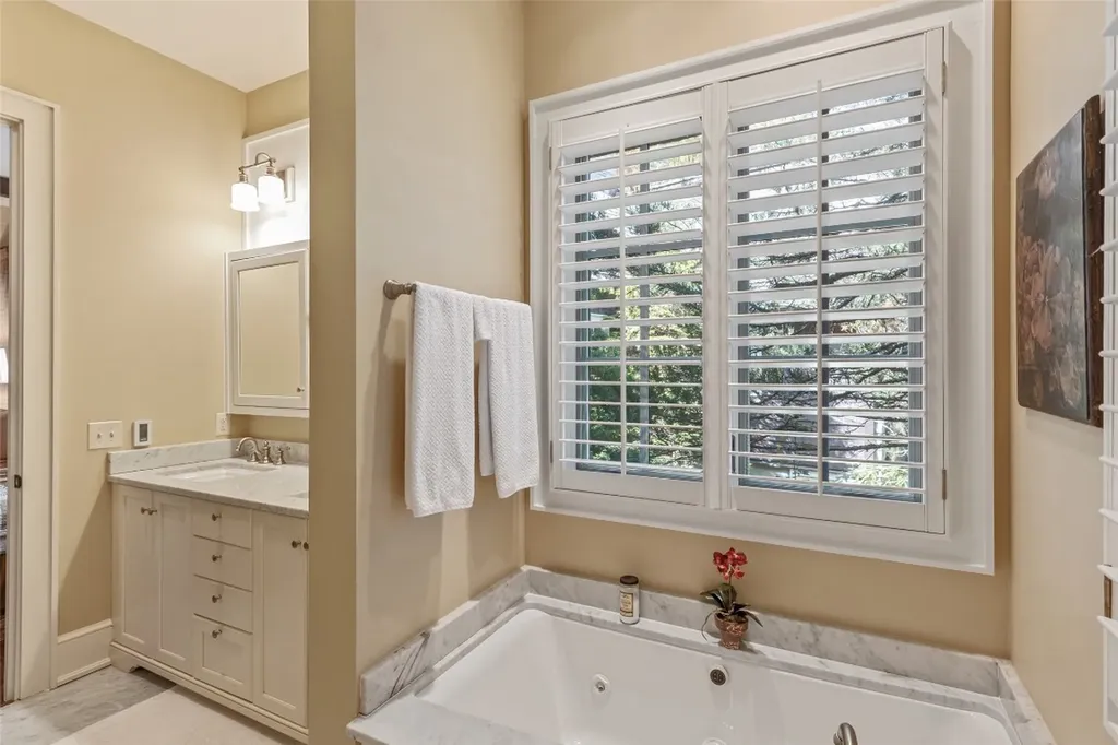 22 Old Edwards Circle Highlands NC 28741