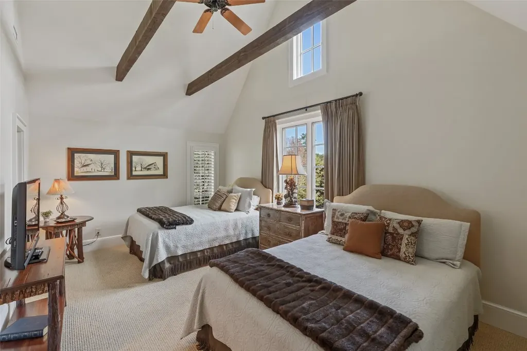 22 Old Edwards Circle Highlands NC 28741