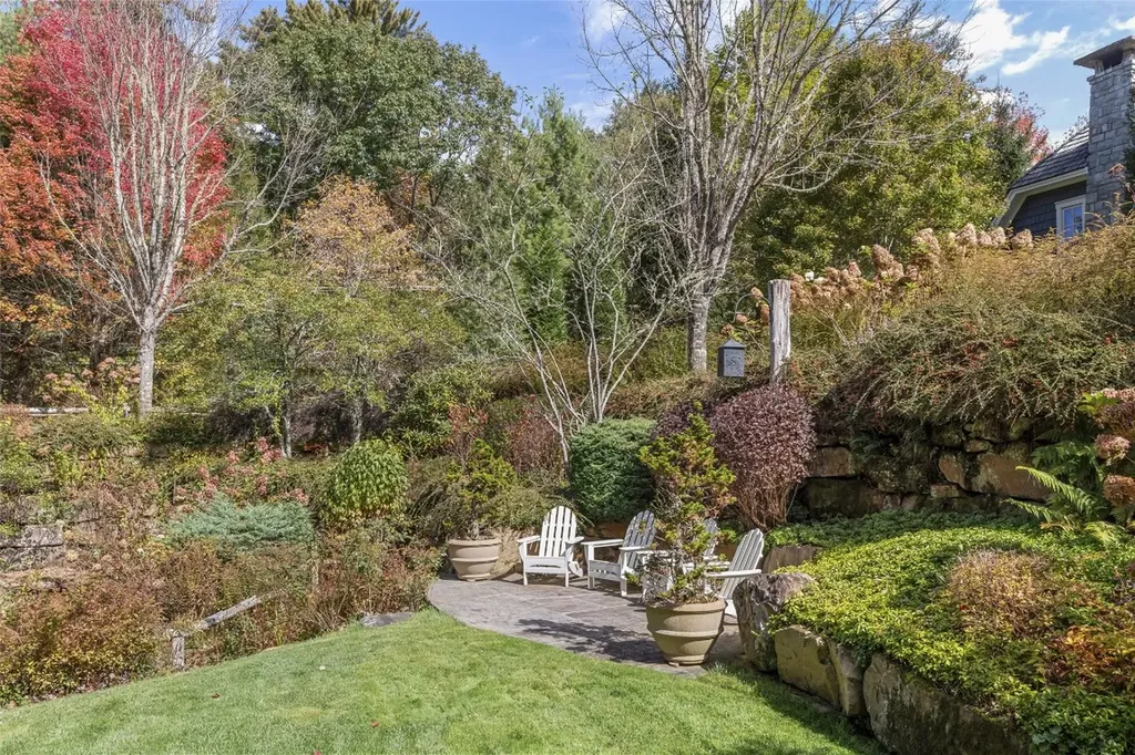 22 Old Edwards Circle Highlands NC 28741