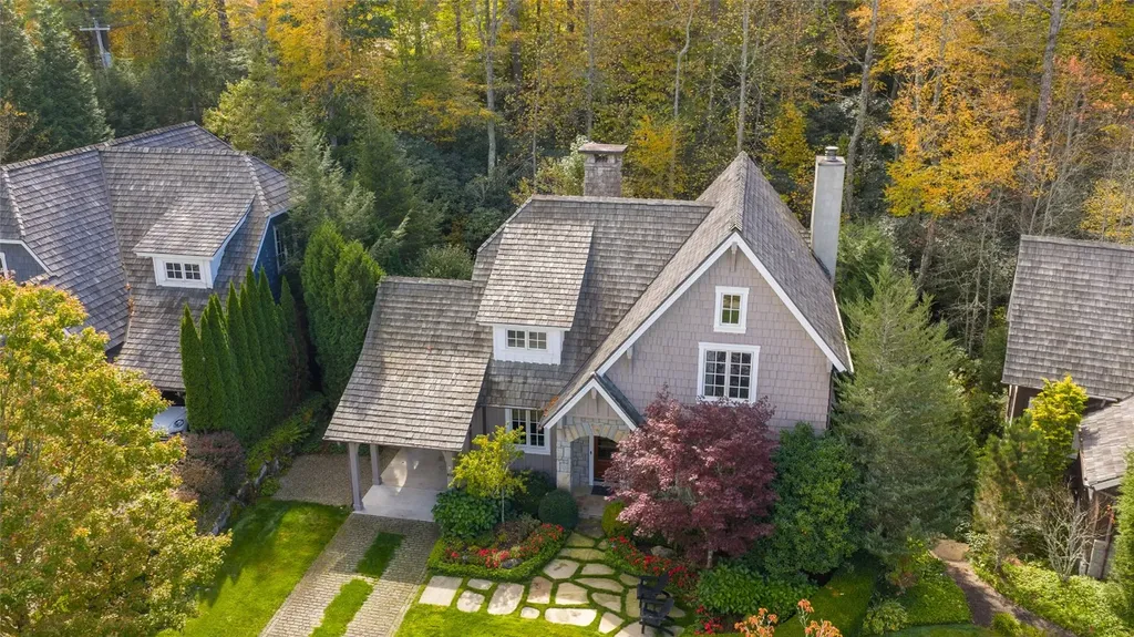 22 Old Edwards Circle Highlands NC 28741