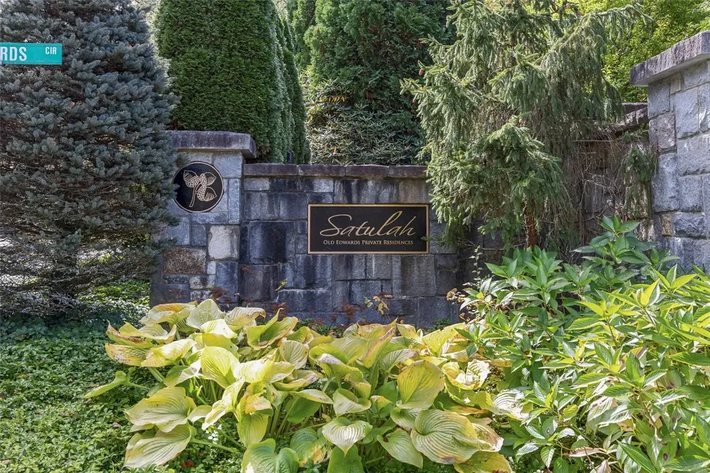 22 Old Edwards Circle Highlands NC 28741