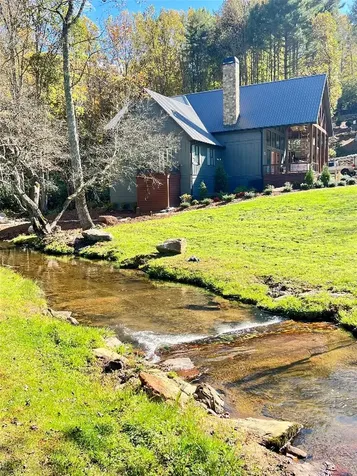 159 Comanche Road Cullowhee NC 28723