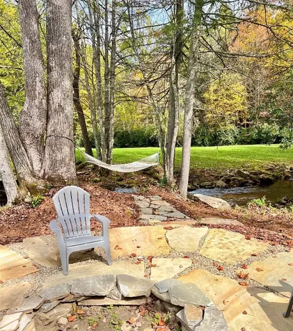 159 Comanche Road Cullowhee NC 28723