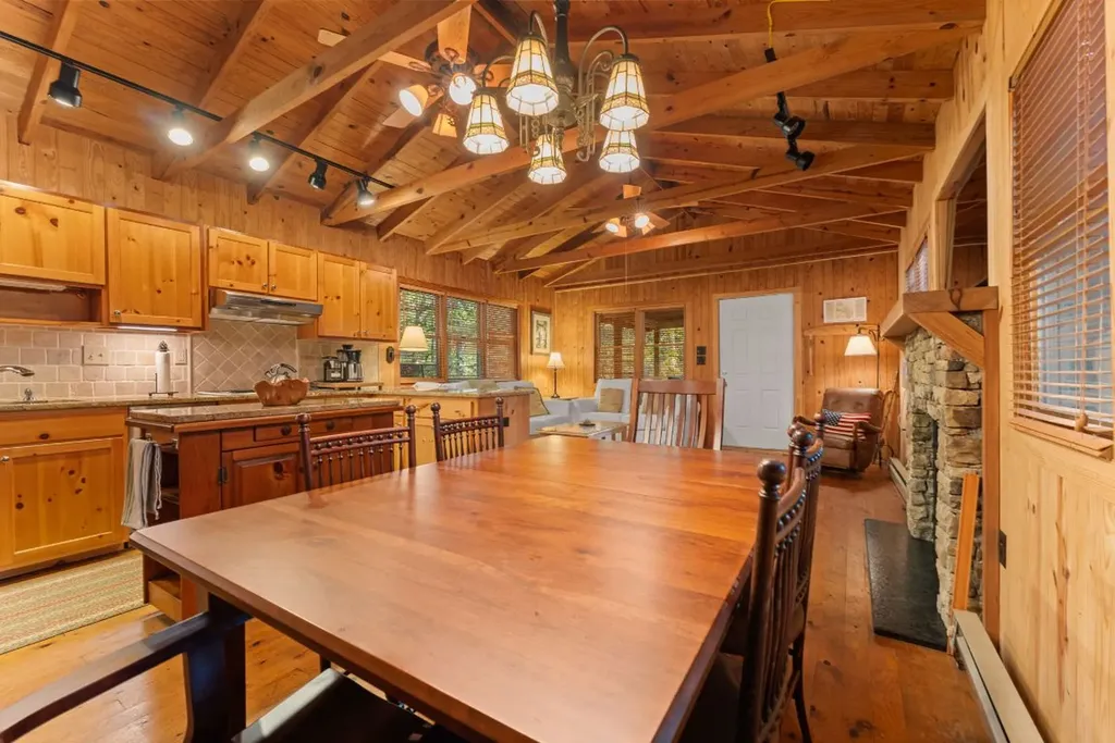 477 Lance Road Cashiers NC 28717