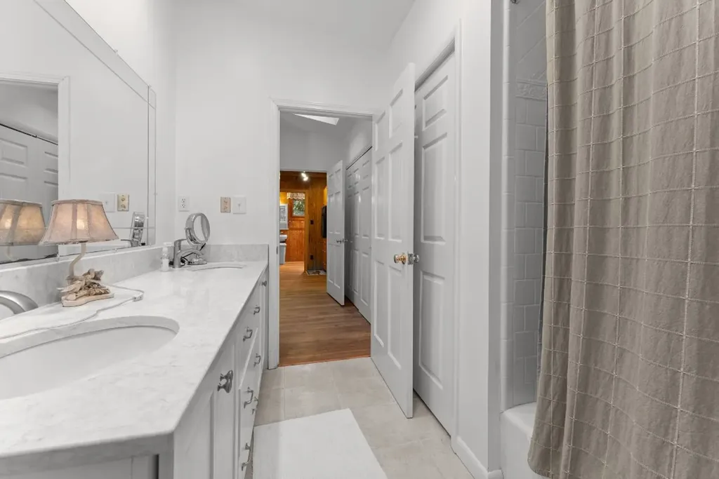 477 Lance Road Cashiers NC 28717