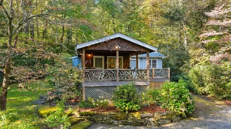 477 Lance Road Cashiers NC 28717