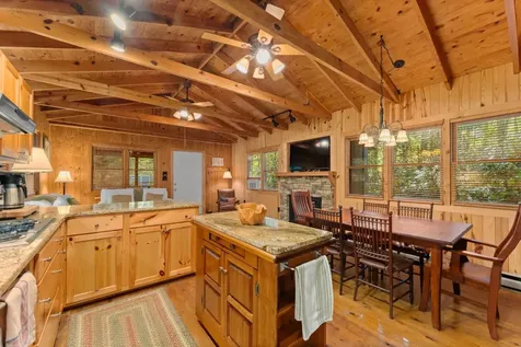 477 Lance Road Cashiers NC 28717