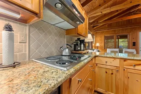 477 Lance Road Cashiers NC 28717