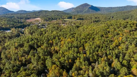 477 Lance Road Cashiers NC 28717