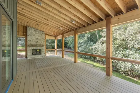 25 Hemlock Ridge Highlands NC 28741