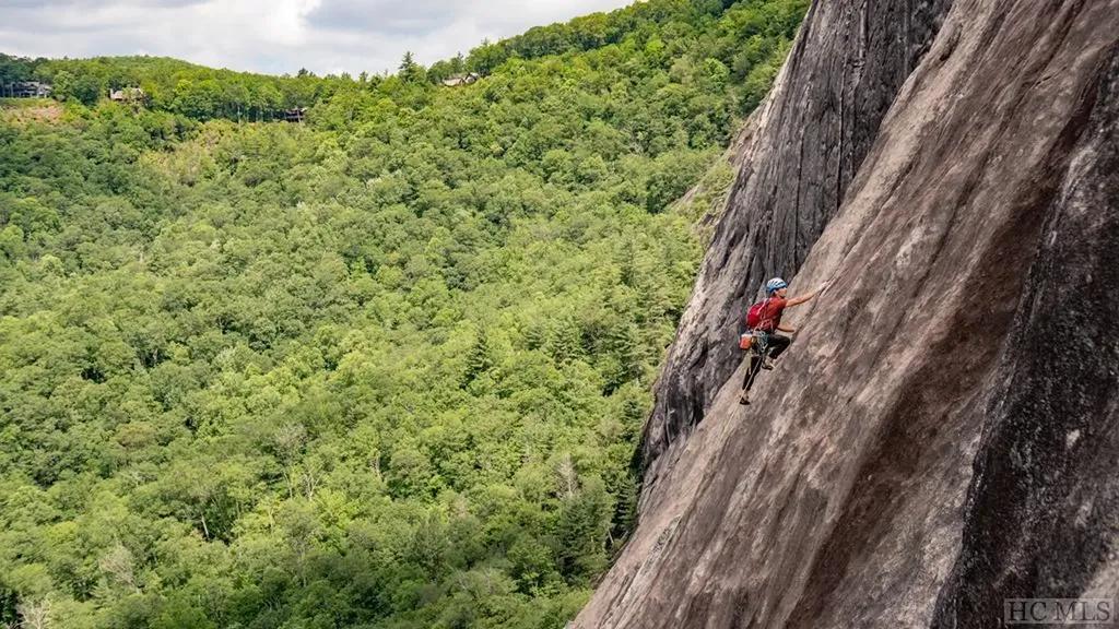 D-6 Boathouse Row Sapphire NC 28774