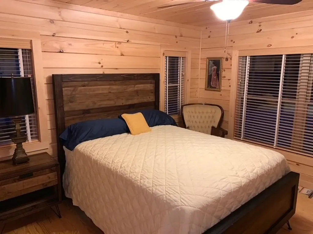 1405 Sequoyah Woods Drive Brevard NC 28712