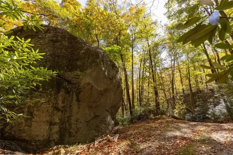 B15B Twin Lakes Drive Cashiers NC 28717