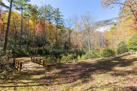 B15B Twin Lakes Drive Cashiers NC 28717