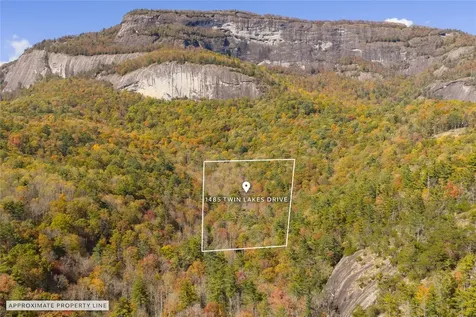 B15B Twin Lakes Drive Cashiers NC 28717