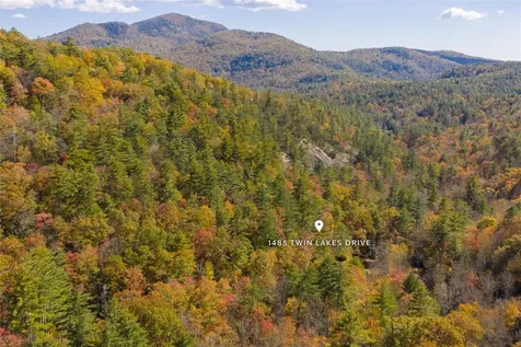 B15B Twin Lakes Drive Cashiers NC 28717