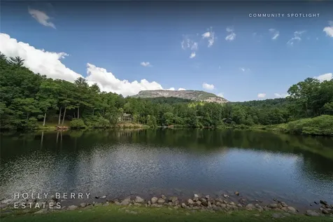 B15B Twin Lakes Drive Cashiers NC 28717