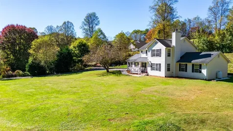 32 Wheat Ridge Road Sylva NC 28779