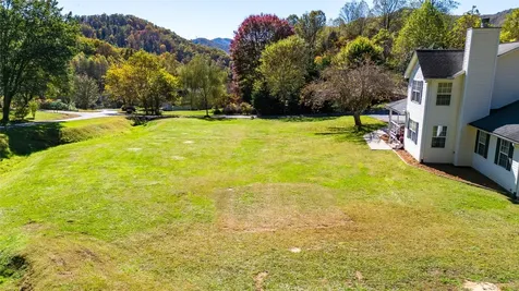 32 Wheat Ridge Road Sylva NC 28779