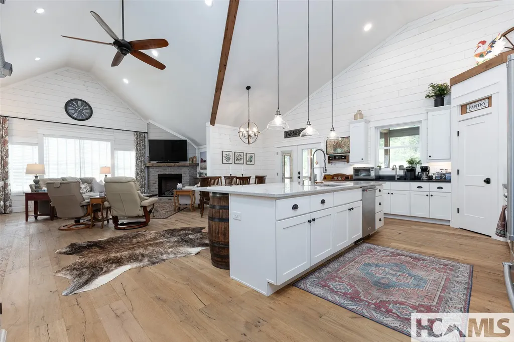 804 Highway 64 Cashiers NC 28717