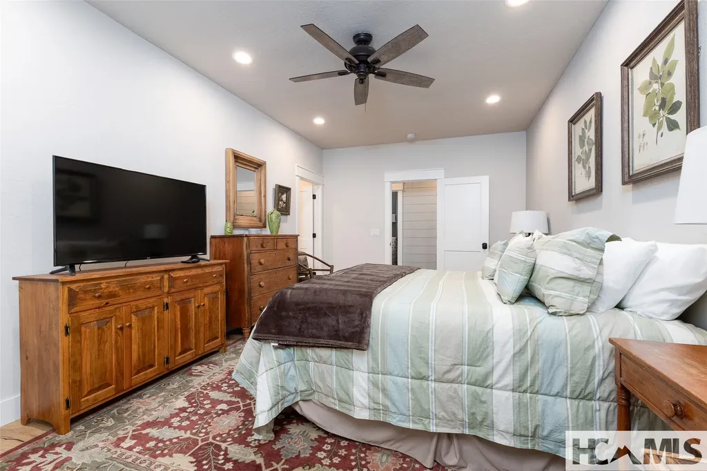 804 Highway 64 Cashiers NC 28717