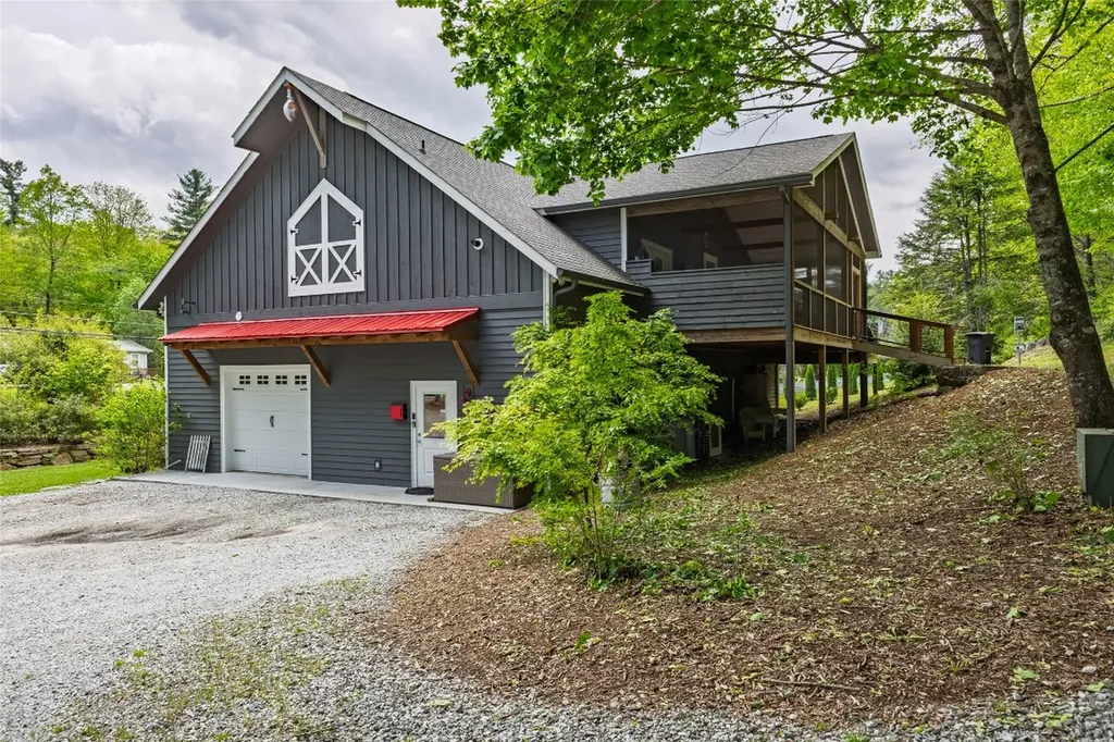 804 Highway 64 Cashiers NC 28717