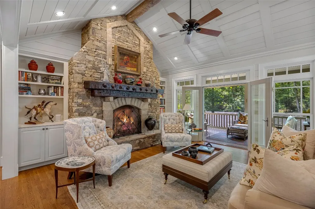 285 Streamside Drive Cashiers NC 28717