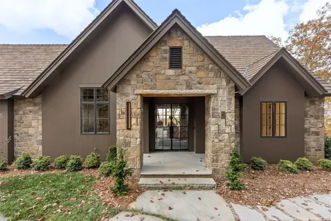 1140 Hudson Road Highlands NC 28741