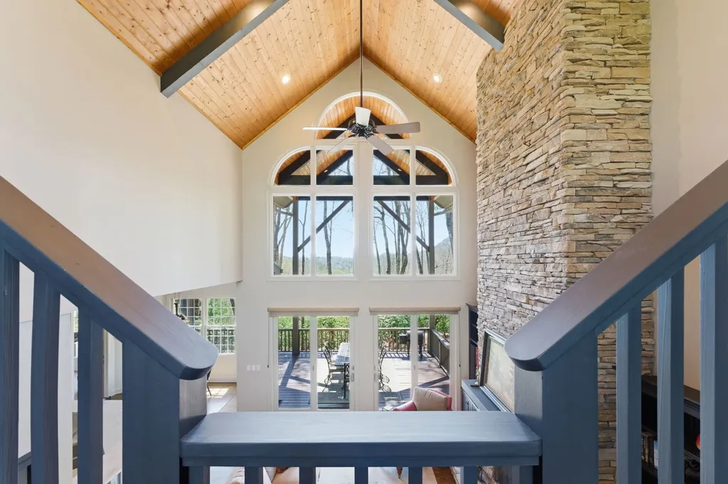 110 View Road Glenville NC 28736