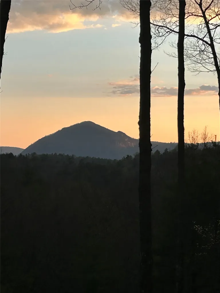 110 View Road Glenville NC 28736