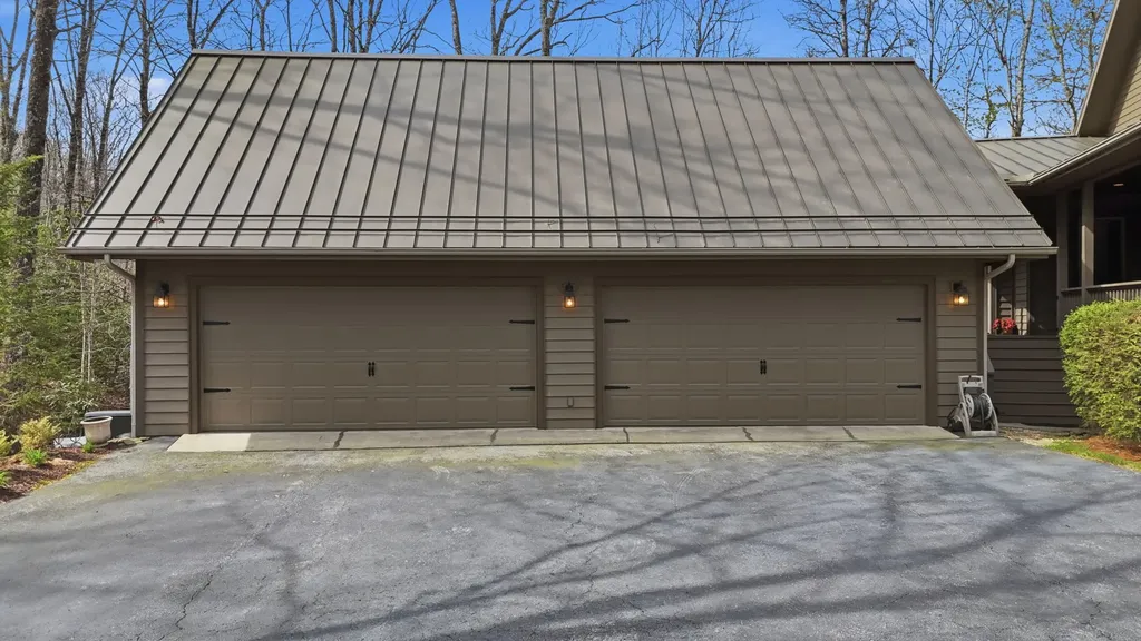 110 View Road Glenville NC 28736