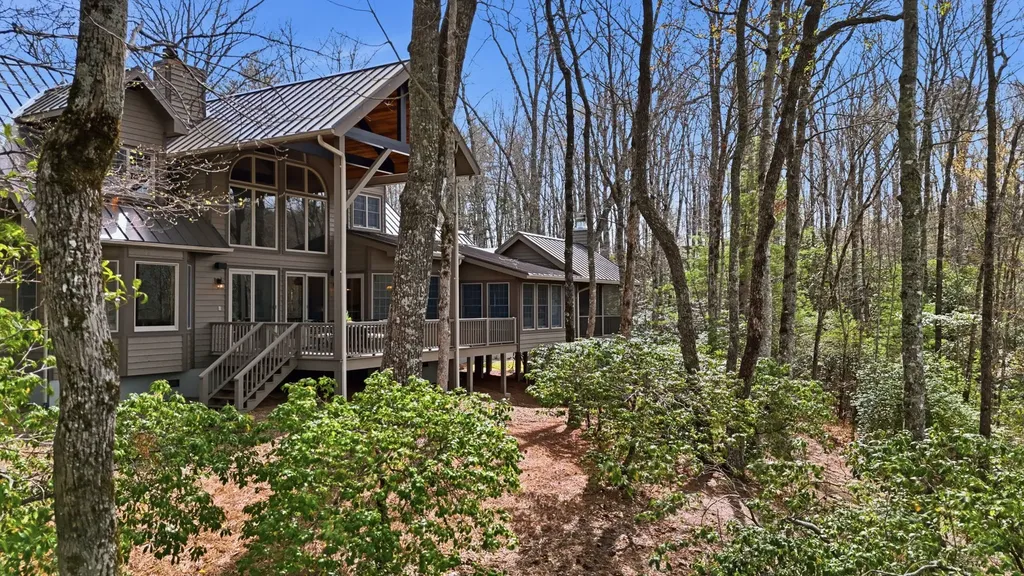 110 View Road Glenville NC 28736