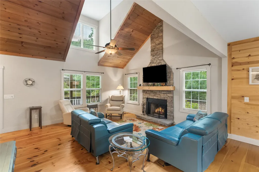 68 Laurel Drive Sapphire NC 28774