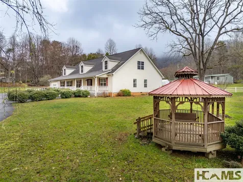 1564 Camp Creek Road Whittier NC 28779