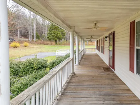 1564 Camp Creek Road Whittier NC 28779