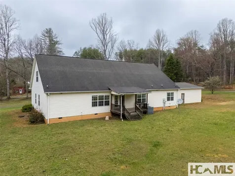 1564 Camp Creek Road Whittier NC 28779