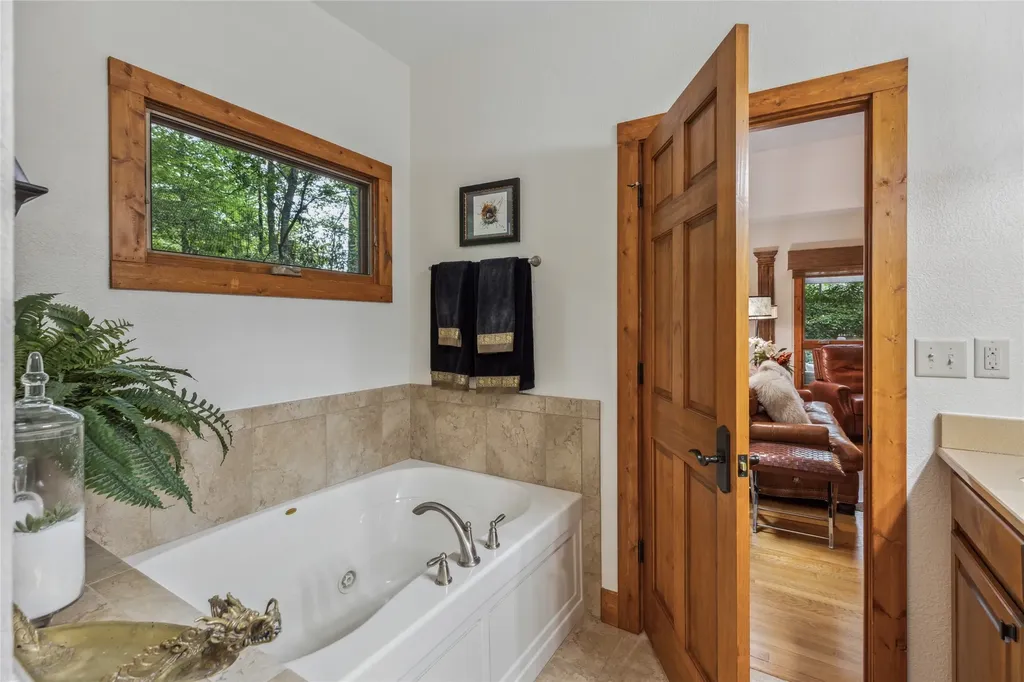 61 Carnoustie Drive Sapphire NC 28774