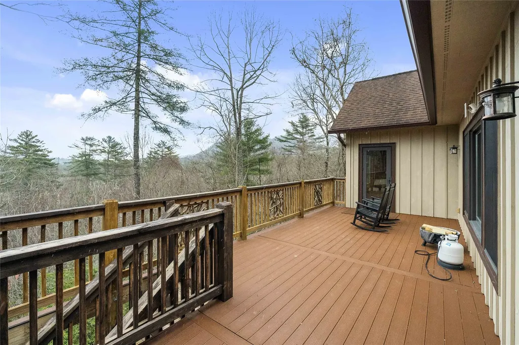67 Rock Mountain Road Sapphire NC 28774