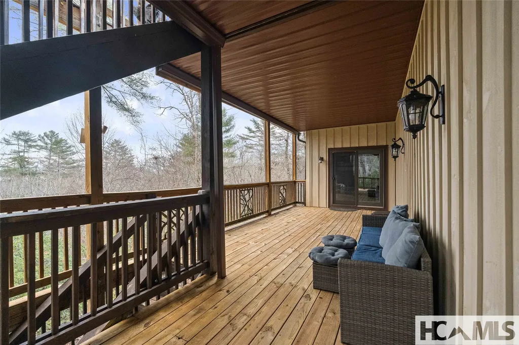 67 Rock Mountain Road Sapphire NC 28774
