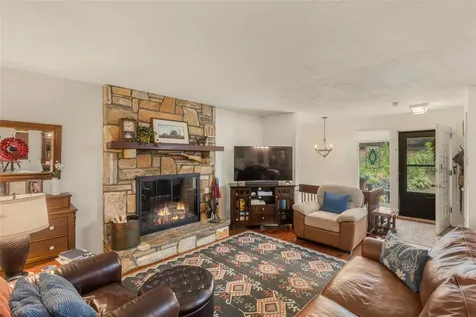 50 Dogwood Knob Sapphire NC 28774
