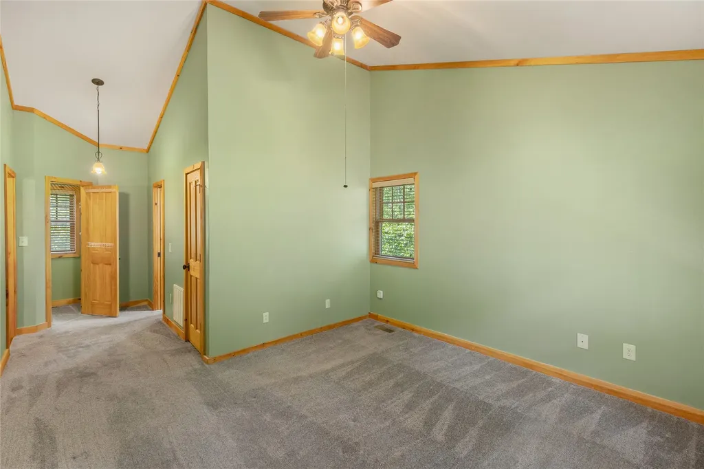 3605 Pilot Knob Road Glenville NC 28736